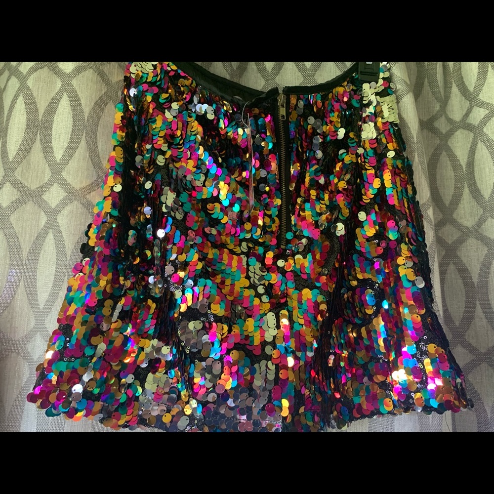 Sexy mini sequins skirt